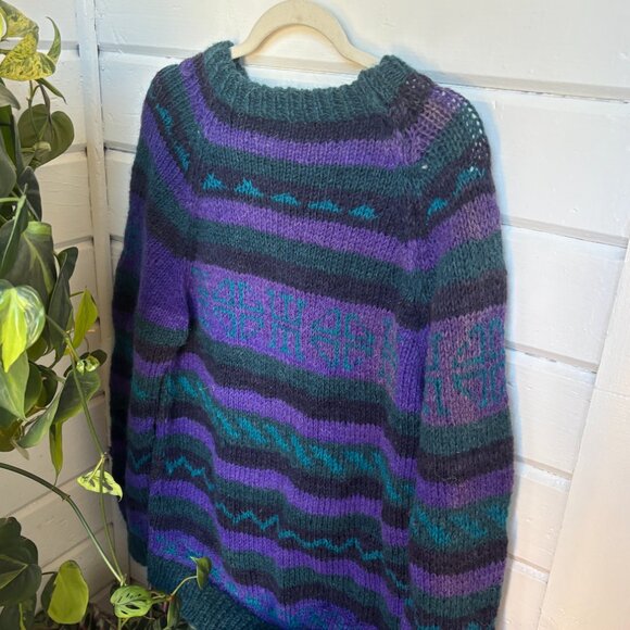 Handmade Retro Knit Sweater - Picture 5 of 7